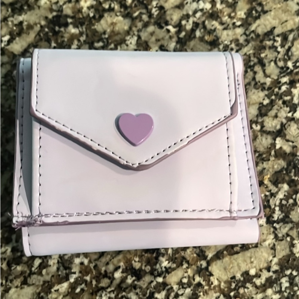 Claire's Purple Heart Accent Wallet